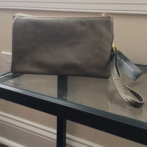 Modern Luxuri Jane St. Wristlet